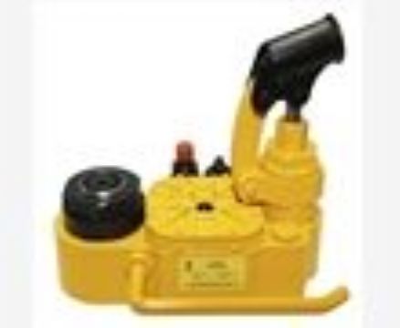 點(diǎn)擊查看詳細(xì)信息<br>標(biāo)題：YQ-88B型高鐵液壓起道器 閱讀次數(shù)：2225