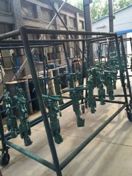 點擊查看詳細信息<br>標題：鑿巖機 閱讀次數(shù)：2390